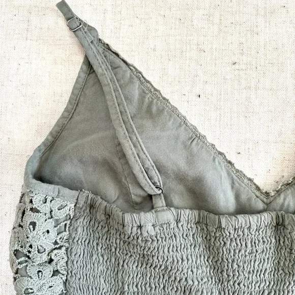 Abercrombie & Fitch Floral Lace Tank - M - Picture 4 of 5
